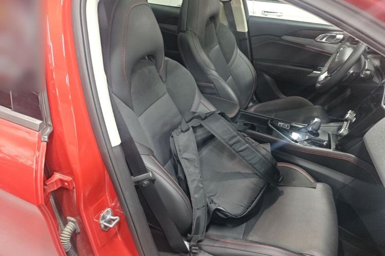 Used Lynk & Co 02 2019 1.5T DCT Two-Wheel Drive Pro Edition China VI Standard Right Front Seat