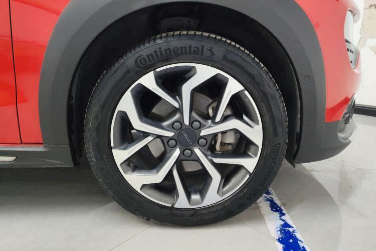 Used Lynk & Co 02 2019 1.5T DCT Two-Wheel Drive Pro Edition China VI Standard Right Front Wheel Hub