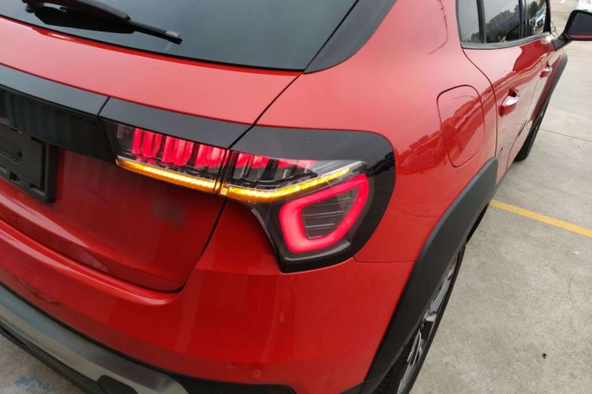 Used Lynk & Co 02 2019 1.5T DCT Two-Wheel Drive Pro Edition China VI Standard Right Rear Taillight