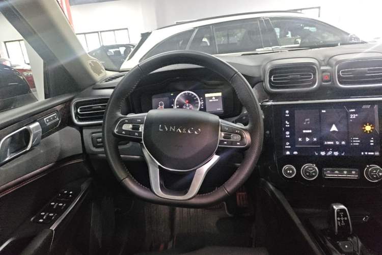 Used Lynk & Co 02 2019 1.5T DCT Two-Wheel Drive Pro Edition China VI Standard Steering Wheel