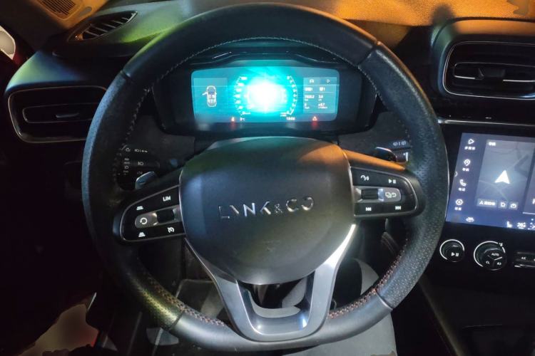 Used Lynk & Co 02 2019 1.5T DCT Two-Wheel Drive Pro Edition China VI Standard Steering Wheel