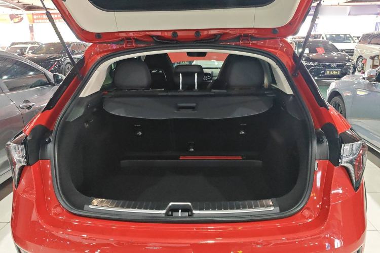 Used Lynk & Co 02 2019 1.5T DCT Two-Wheel Drive Pro Edition China VI Standard Trunk