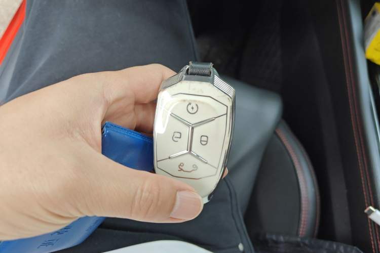 Used Lynk & Co 02 2019 1.5T DCT Two-Wheel Drive Pro Edition China VI Standard Vehicle Key