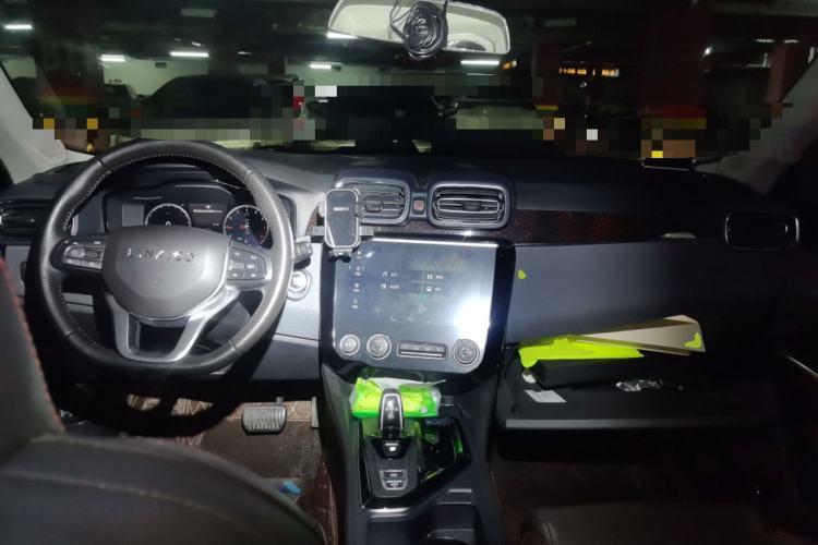Used Lynk & Co 02 2019 1.5T DCT Two-Wheel Drive Zhaoban Version China VI Standard Center Console