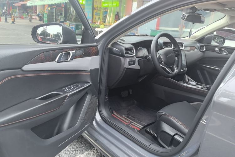 Used Lynk & Co 02 2019 1.5T DCT Two-Wheel Drive Sporty Version China VI Standard Driver Seat