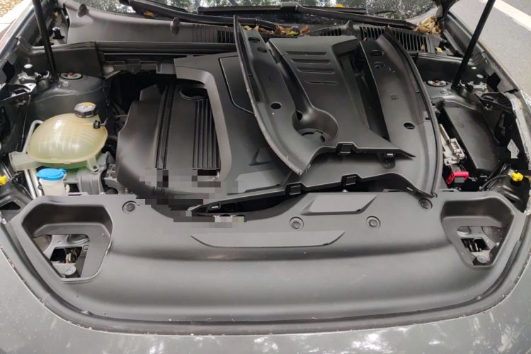 Used Lynk & Co 02 2019 1.5T DCT Two-Wheel Drive Shine Pro Edition China VI Standard Engine Bay
