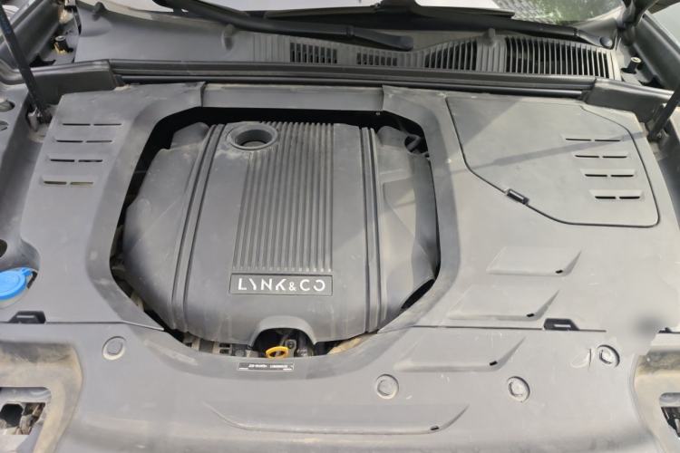 Used Lynk & Co 02 2019 1.5T DCT Two-Wheel Drive Pro Edition China VI Standard Engine Bay