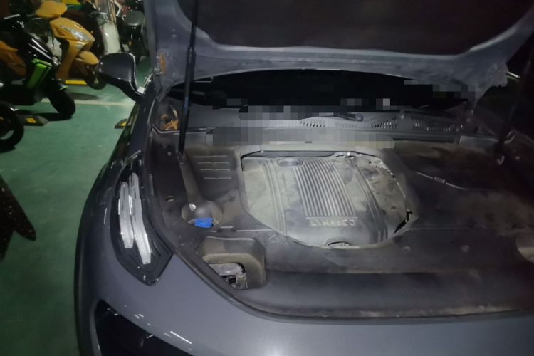 Used Lynk & Co 02 2019 1.5T DCT Two-Wheel Drive Zhaoban Version China VI Standard Engine Bay Right