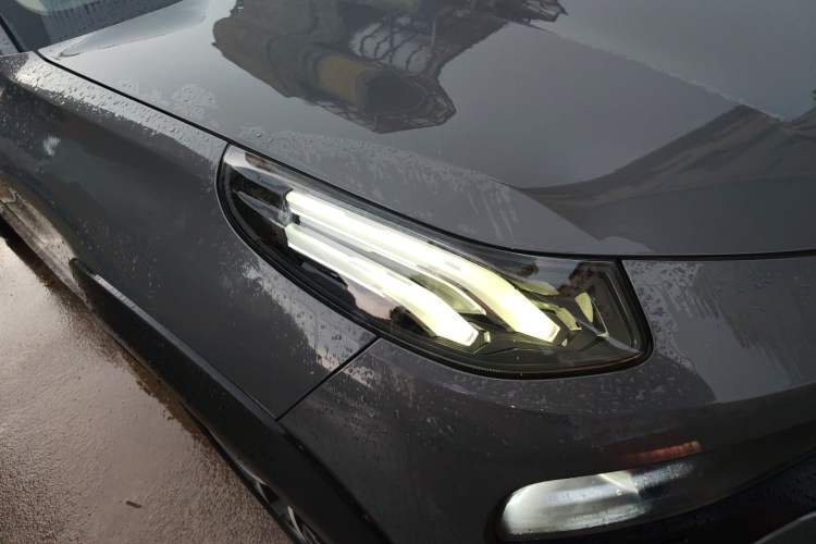 Used Lynk & Co 02 2019 1.5T DCT Two-Wheel Drive Shine Pro Edition China VI Standard Exterior 6