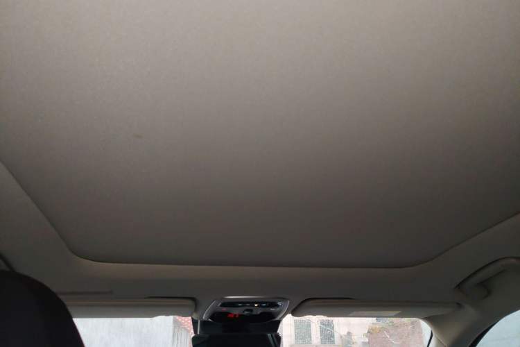 Used Lynk & Co 02 2019 1.5T DCT Two-Wheel Drive Shine Pro Edition China VI Standard Headliner