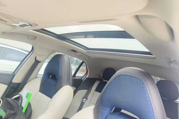Used Lynk & Co 02 2019 2.0T Automatic Two-Wheel Drive Funky Music Edition Headliner