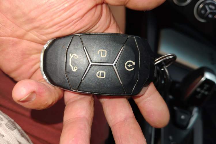 Used Lynk & Co 02 2019 1.5T DCT Two-Wheel Drive Shine Pro Edition China VI Standard Interior 1