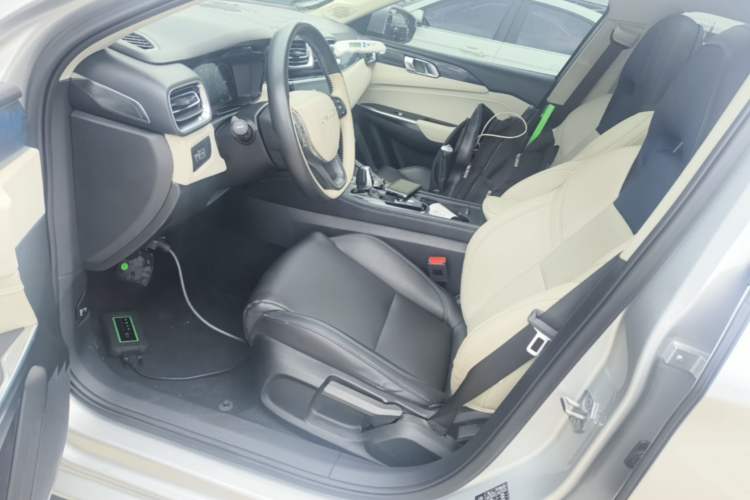 Used Lynk & Co 02 2019 2.0T Automatic Two-Wheel Drive Funky Music Edition Left Front Seat