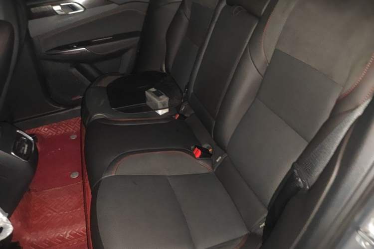 Used Lynk & Co 02 2019 1.5T DCT Two-Wheel Drive Sporty Version China VI Standard Left Rear Seat