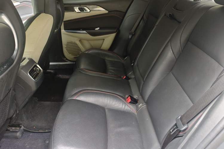 Used Lynk & Co 02 2019 High-Energy Edition 2.0T Automatic Two-Wheel Drive Shine Pro Edition China VI Standard Left Rear Seat