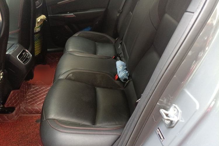 Used Lynk & Co 02 2019 1.5T DCT Two-Wheel Drive Pro Edition China VI Standard Left Rear Seat