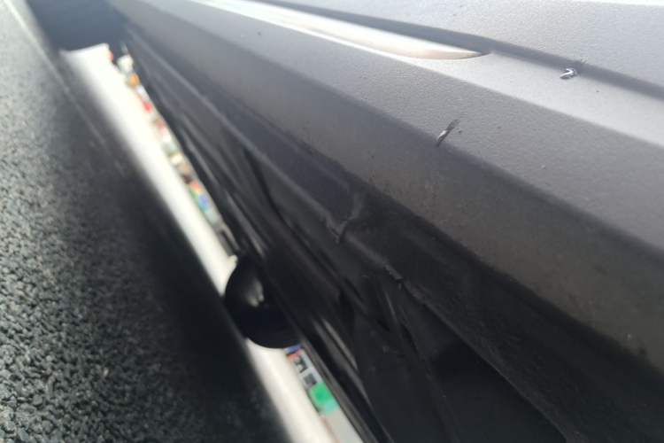 Used Lynk & Co 02 2019 1.5T DCT Two-Wheel Drive Sporty Version China VI Standard Left Side Sill