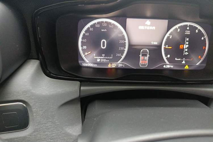 Used Lynk & Co 02 2019 1.5T DCT Two-Wheel Drive Pro Edition China VI Standard Odometer Close Up