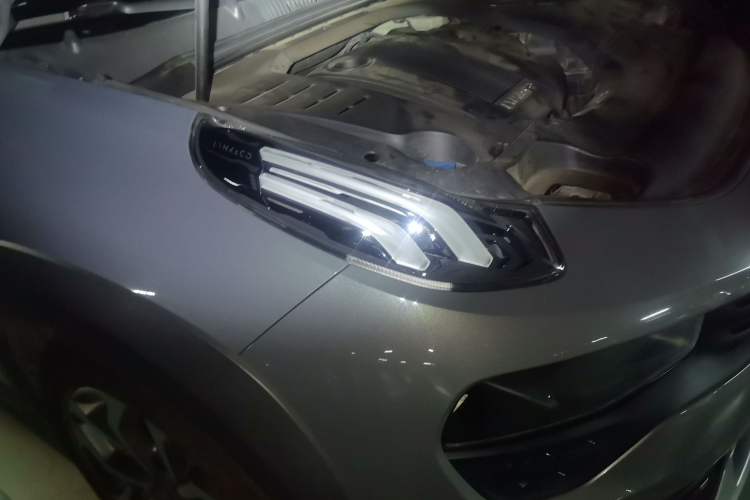 Used Lynk & Co 02 2019 1.5T DCT Two-Wheel Drive Zhaoban Version China VI Standard Right Front Headlight