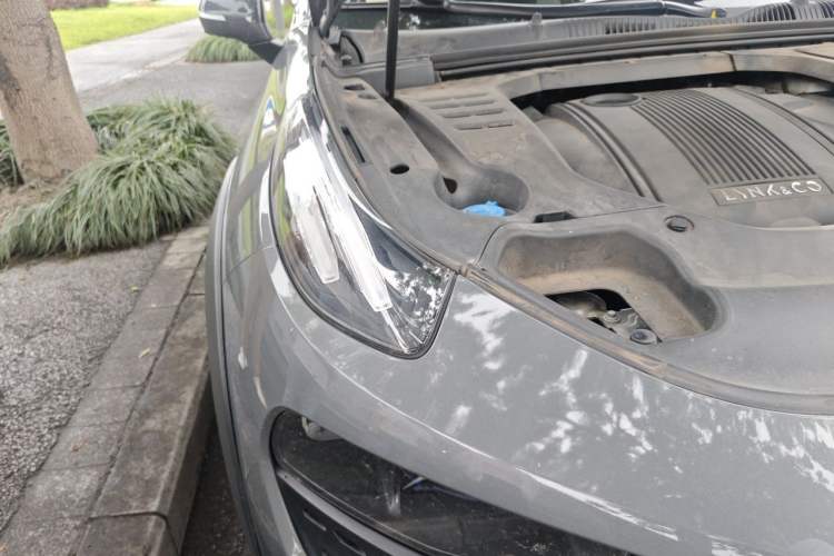 Used Lynk & Co 02 2019 1.5T DCT Two-Wheel Drive Pro Edition China VI Standard Right Front Headlight