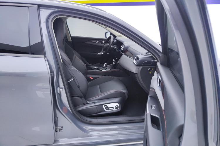 Used Lynk & Co 02 2019 1.5T DCT Two-Wheel Drive Pro Edition China VI Standard Right Front Seat
