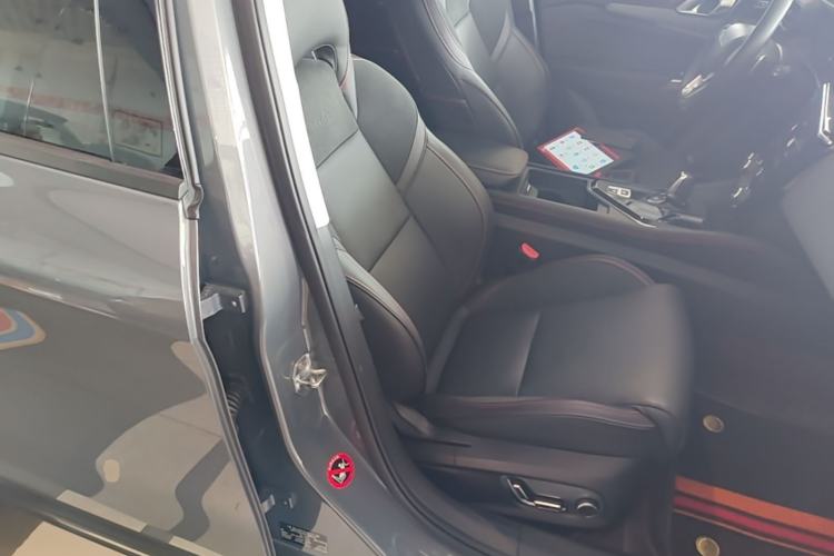 Used Lynk & Co 02 2019 1.5T DCT Two-Wheel Drive Shine Pro Edition China VI Standard Right Front Seat