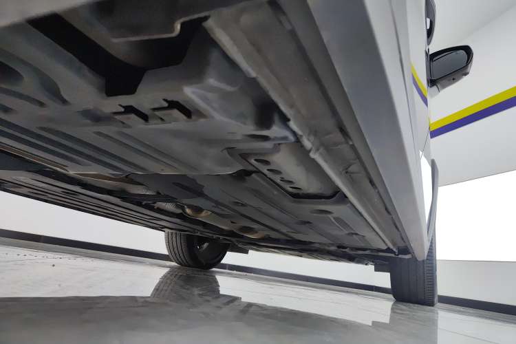 Used Lynk & Co 02 2019 1.5T DCT Two-Wheel Drive Pro Edition China VI Standard Right Side Sill