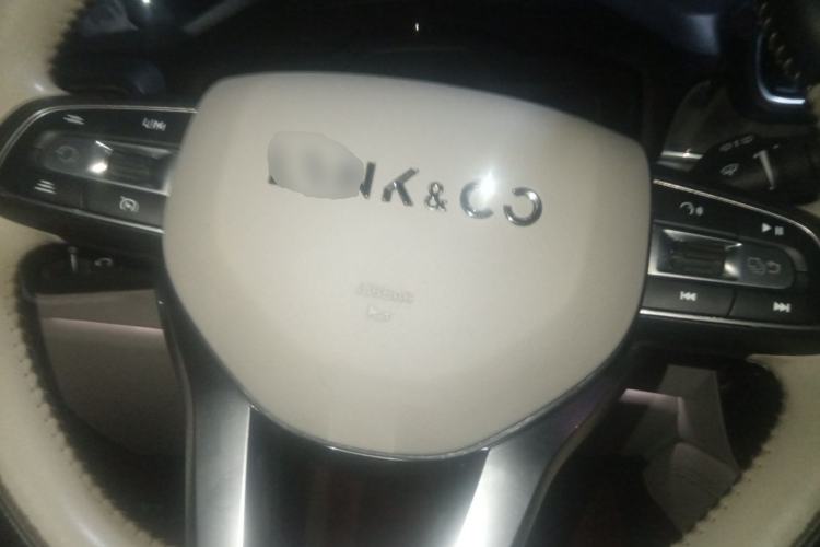 Used Lynk & Co 02 2019 1.5T DCT Two-Wheel Drive Shine Pro Edition China VI Standard Steering Wheel