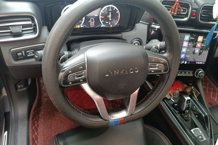 Used Lynk & Co 02 2019 1.5T DCT Two-Wheel Drive Pro Edition China VI Standard Steering Wheel