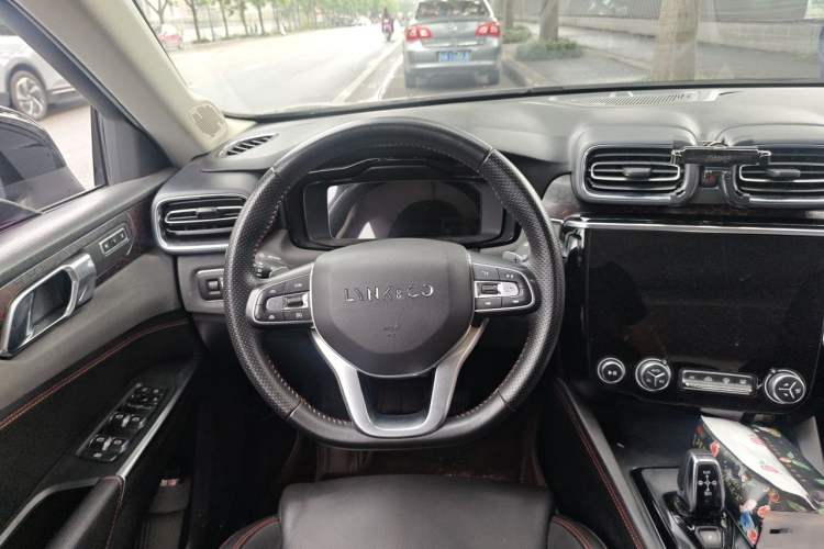 Used Lynk & Co 02 2019 1.5T DCT Two-Wheel Drive Pro Edition China VI Standard Steering Wheel