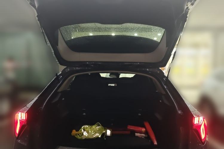 Used Lynk & Co 02 2019 1.5T DCT Two-Wheel Drive Pro Edition China VI Standard Trunk