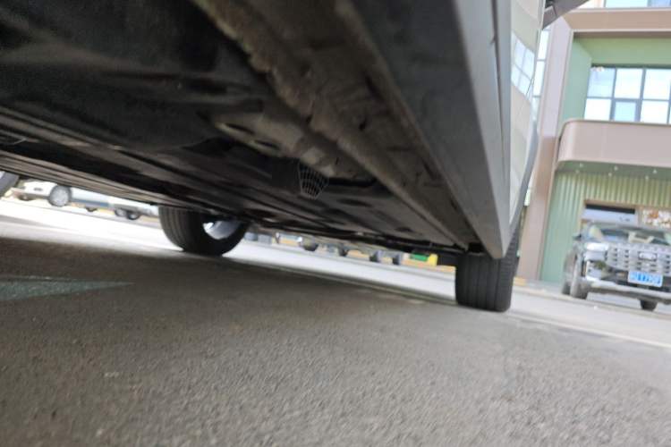 Used Lynk & Co 02 2019 1.5T DCT Two-Wheel Drive Sporty Version China VI Standard Chassis Rear Right