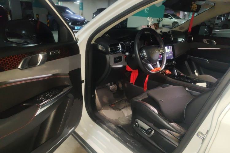 Used Lynk & Co 02 2019 1.5T DCT Two-Wheel Drive Pro Edition China VI Standard Driver Seat