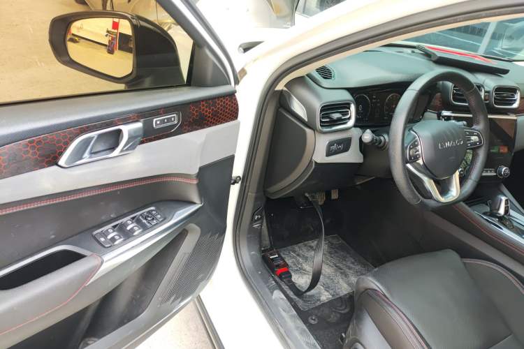 Used Lynk & Co 02 2019 High-Energy Edition 2.0T Automatic Two-Wheel Drive Pro Version China VI Standard Driver Seat