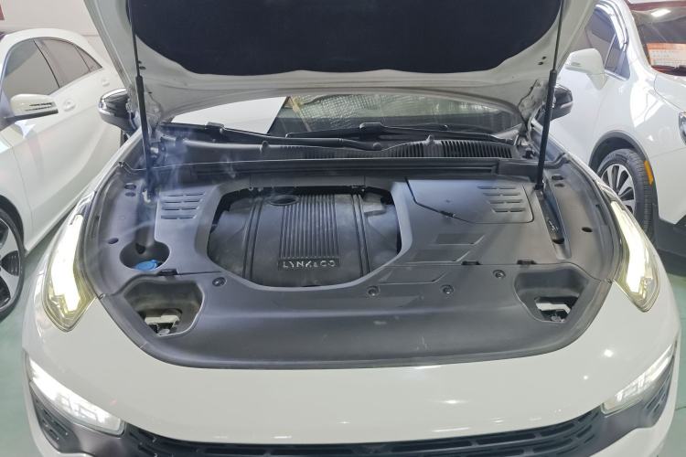 Used Lynk & Co 02 2019 1.5T DCT Two-Wheel Drive Pro Edition China VI Standard Engine Bay