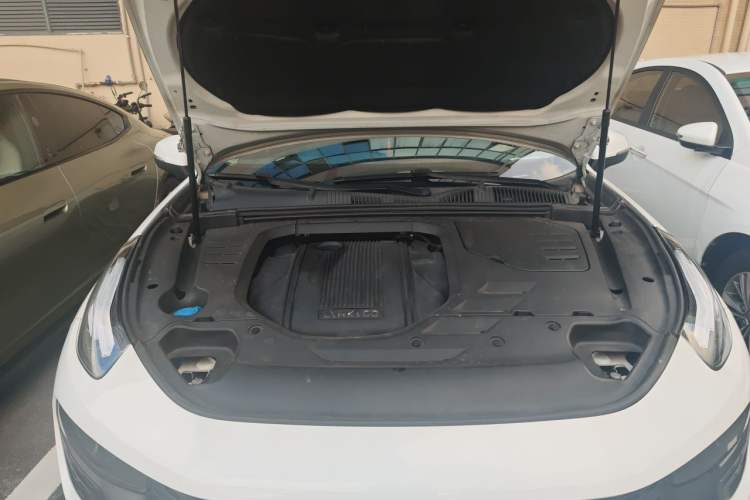 Used Lynk & Co 02 2019 1.5T DCT Two-Wheel Drive Sporty Version China VI Standard Engine Bay