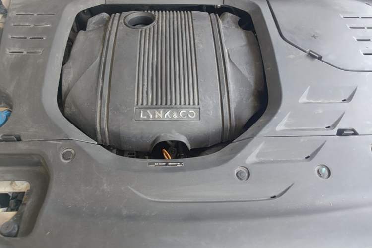 Used Lynk & Co 02 2019 1.5T DCT Two-Wheel Drive Pro Edition China VI Standard Engine Bay