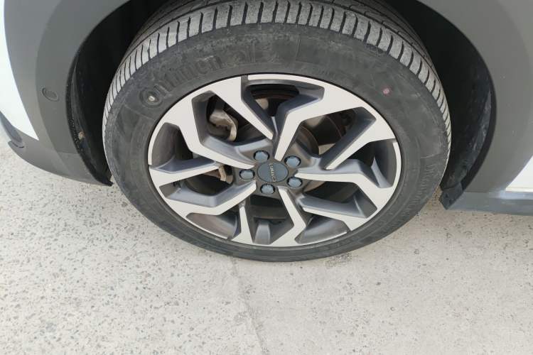 Used Lynk & Co 02 2019 High-Energy Edition 2.0T Automatic Two-Wheel Drive Pro Version China VI Standard Exterior 4
