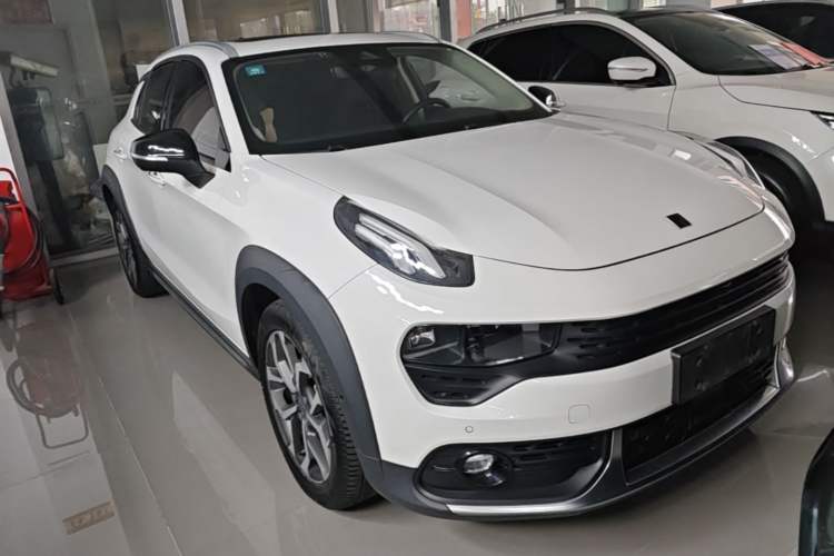 Used Lynk & Co 02 2019 High-Energy Edition 2.0T Automatic Two-Wheel Drive Pro Version China VI Standard Front Right 45 Deg