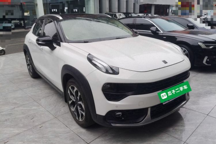 Used Lynk & Co 02 2019 1.5T DCT Two-Wheel Drive Pro Edition China VI Standard Front Right 45 Deg