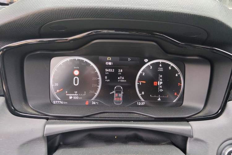 Used Lynk & Co 02 2019 1.5T DCT Two-Wheel Drive Pro Edition China VI Standard Instrument Cluster