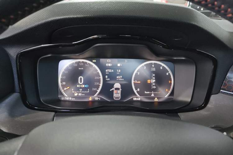 Used Lynk & Co 02 2019 1.5T DCT Two-Wheel Drive Pro Edition China VI Standard Instrument Cluster