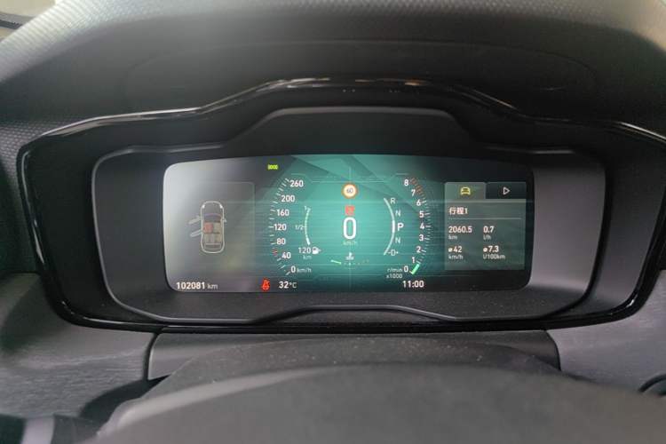 Used Lynk & Co 02 2019 1.5T DCT Two-Wheel Drive Pro Edition China VI Standard Instrument Cluster