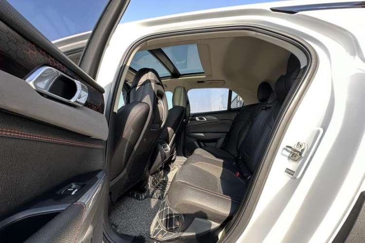 Used Lynk & Co 02 2019 1.5T DCT Two-Wheel Drive Sporty Version China VI Standard Interior 1