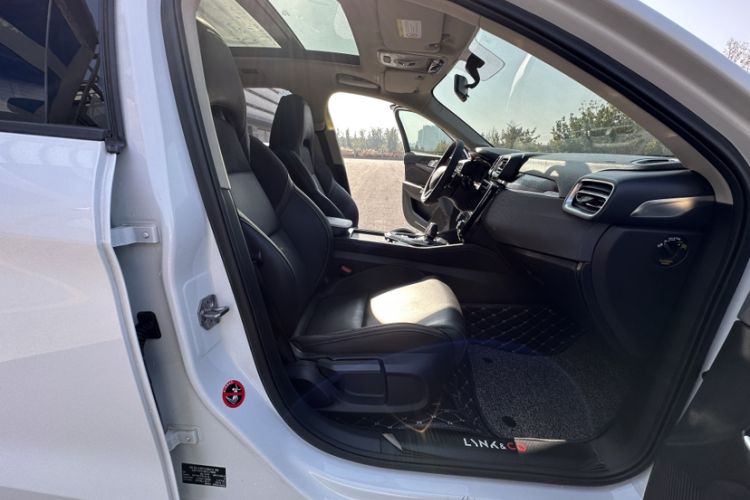 Used Lynk & Co 02 2019 1.5T DCT Two-Wheel Drive Sporty Version China VI Standard Interior 2