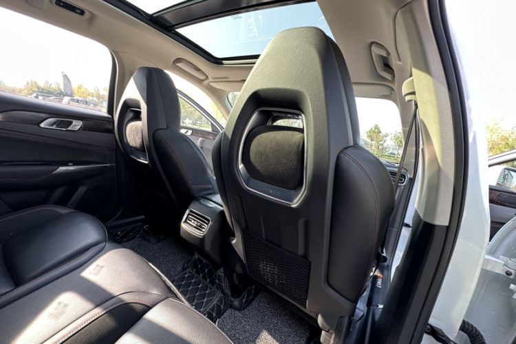 Used Lynk & Co 02 2019 1.5T DCT Two-Wheel Drive Sporty Version China VI Standard Interior 4
