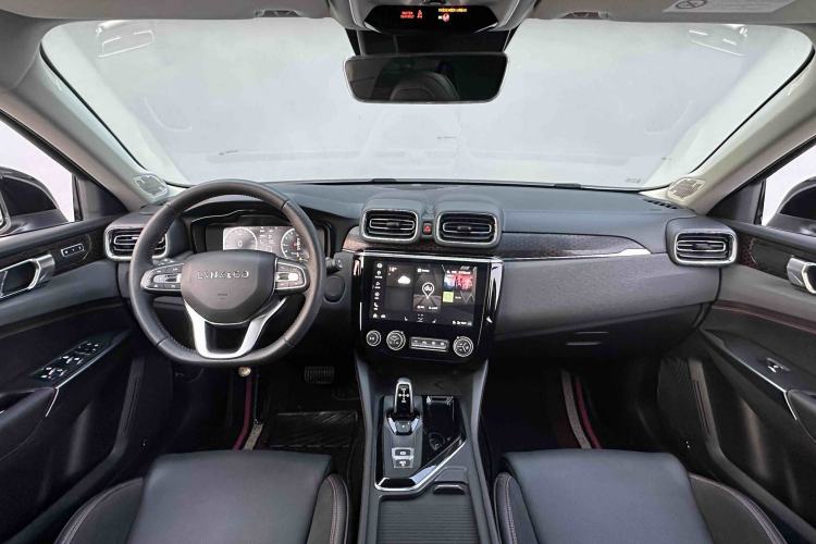 Used Lynk & Co 02 2019 1.5T DCT Two-Wheel Drive Pro Edition China VI Standard Interior 4