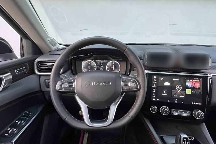 Used Lynk & Co 02 2019 1.5T DCT Two-Wheel Drive Pro Edition China VI Standard Interior 5