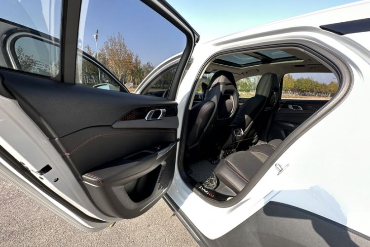 Used Lynk & Co 02 2019 1.5T DCT Two-Wheel Drive Sporty Version China VI Standard Interior 8