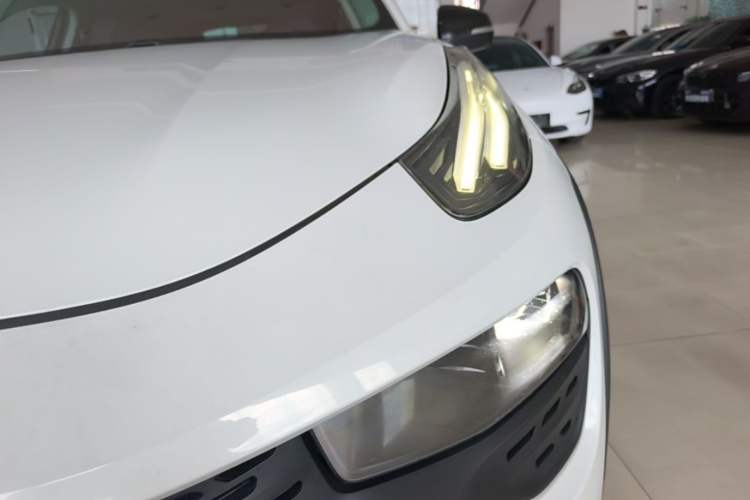 Used Lynk & Co 02 2019 1.5T DCT Two-Wheel Drive Pro Edition China VI Standard Left Front Headlight